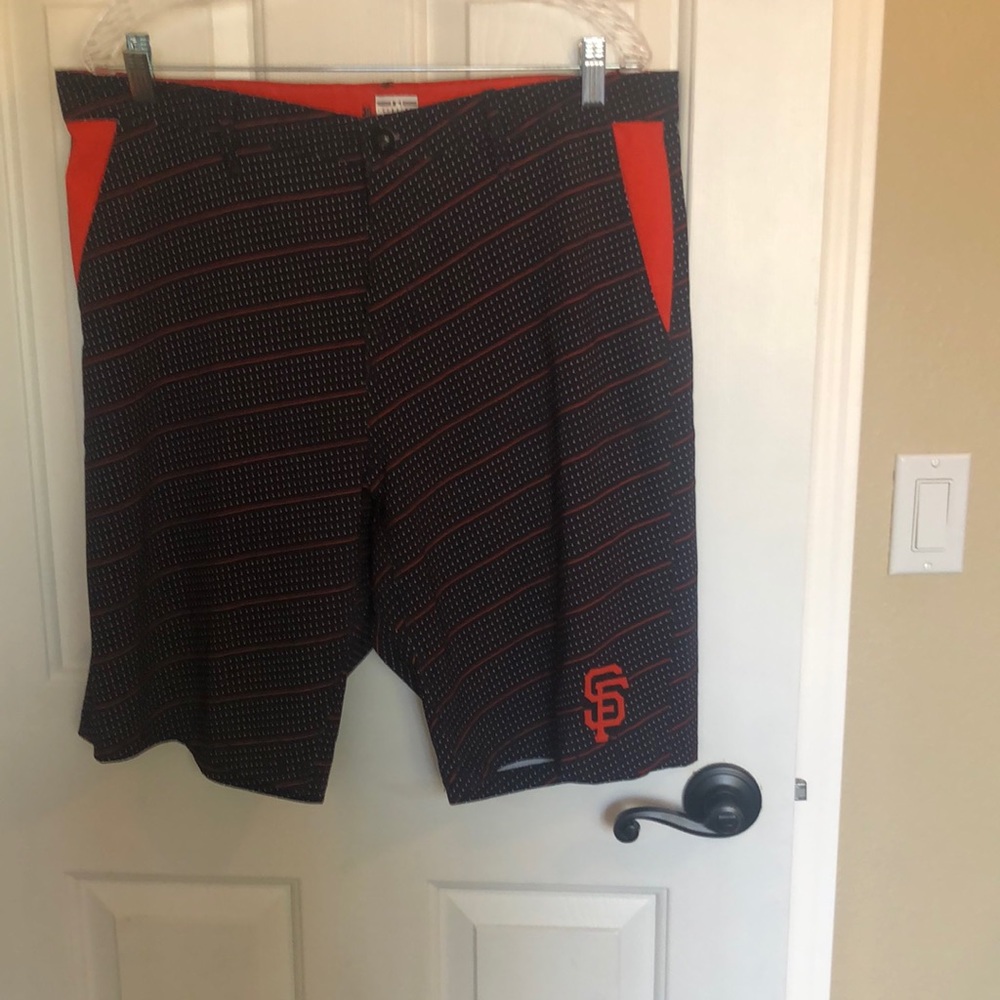 Men’s SF Giants shorts